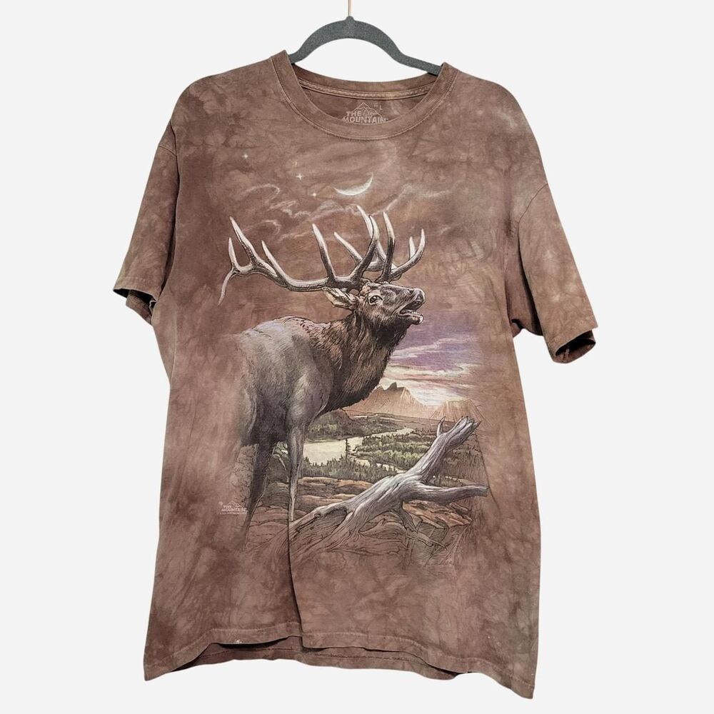 The Mountain Yellowstone National Park Large Brown Tie Dye Elk at Dusk T-shirt